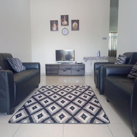 Hazz Homestay Άλορ Σταρ Εξωτερικό φωτογραφία